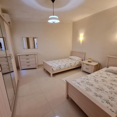 Апартаменти Seabreeze Waterfront Flat Zebbug  Екстер'єр фото