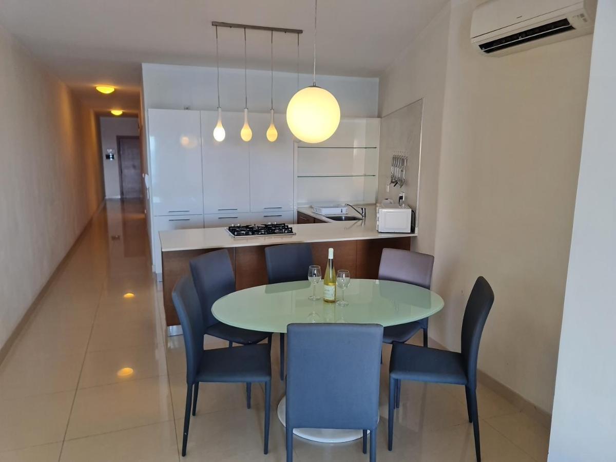 Апартаменти Seabreeze Waterfront Flat Zebbug  Екстер'єр фото